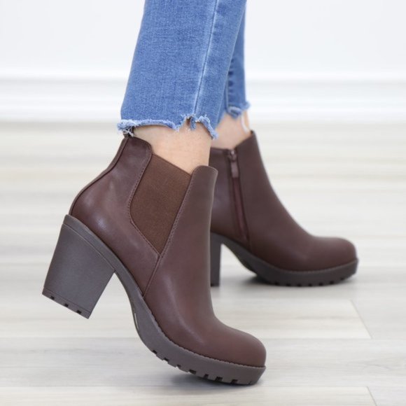 Lug Sole Ankle Boots Brown Chelsea Booties - Picture 6 of 12